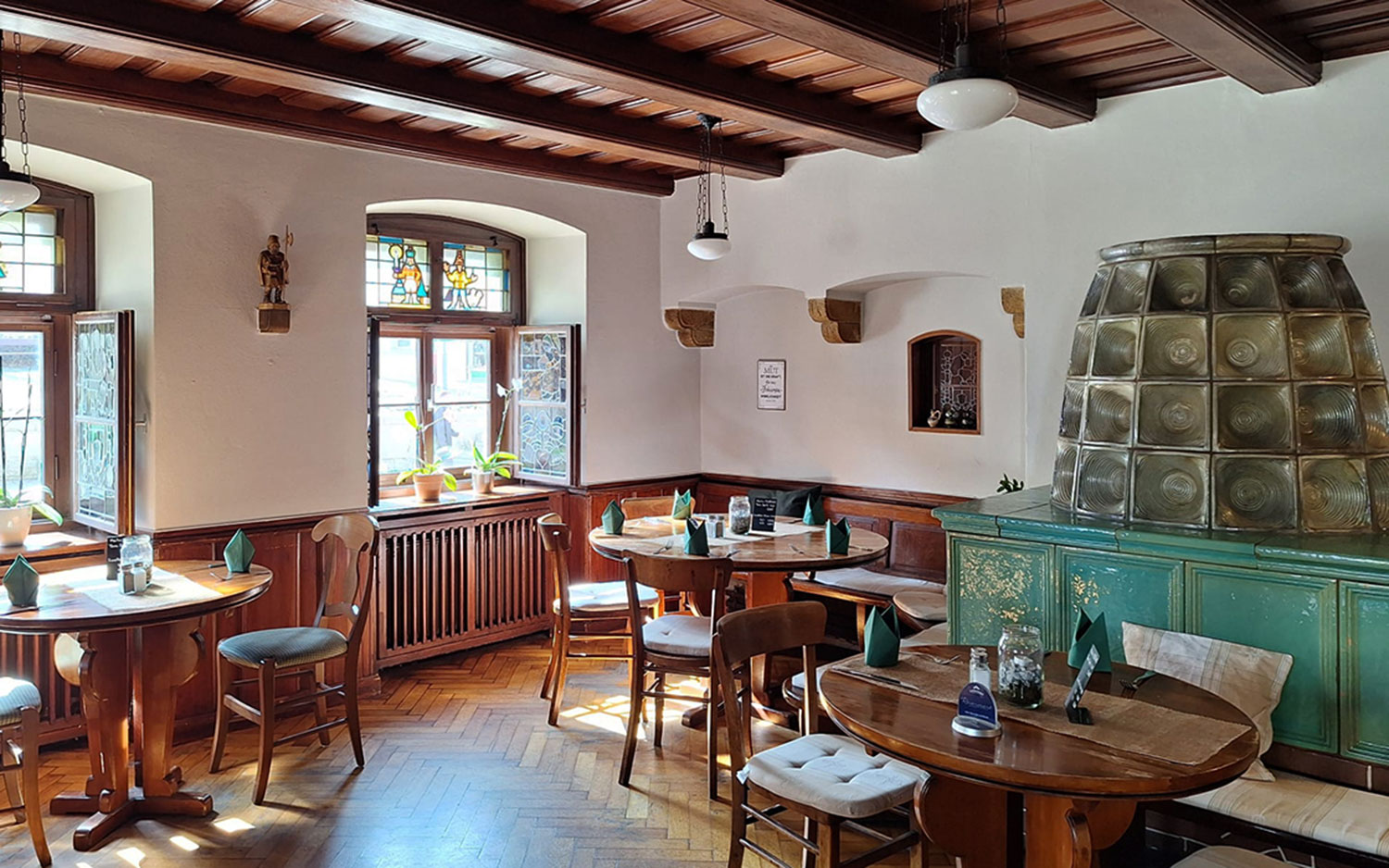 Gaststube mit 20 Plätzen